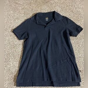 Men’s black polo shirt